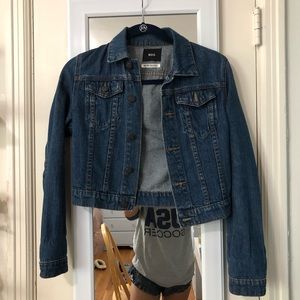 Urban Outfitters Jackets & Coats - Urban Outfitters BDG Cropped Denim Jacket Urban Outfitters Jackets & Coats - Urban Outfitters BDG Cropped Denim Jacket